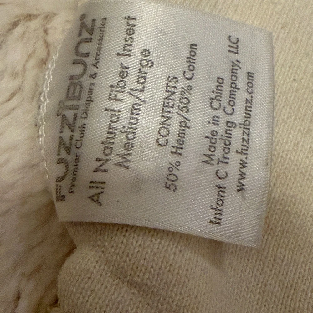 Fuzzibunz Cloth Diapers Set (2 diaper covers and two cotton/hemp inserts)